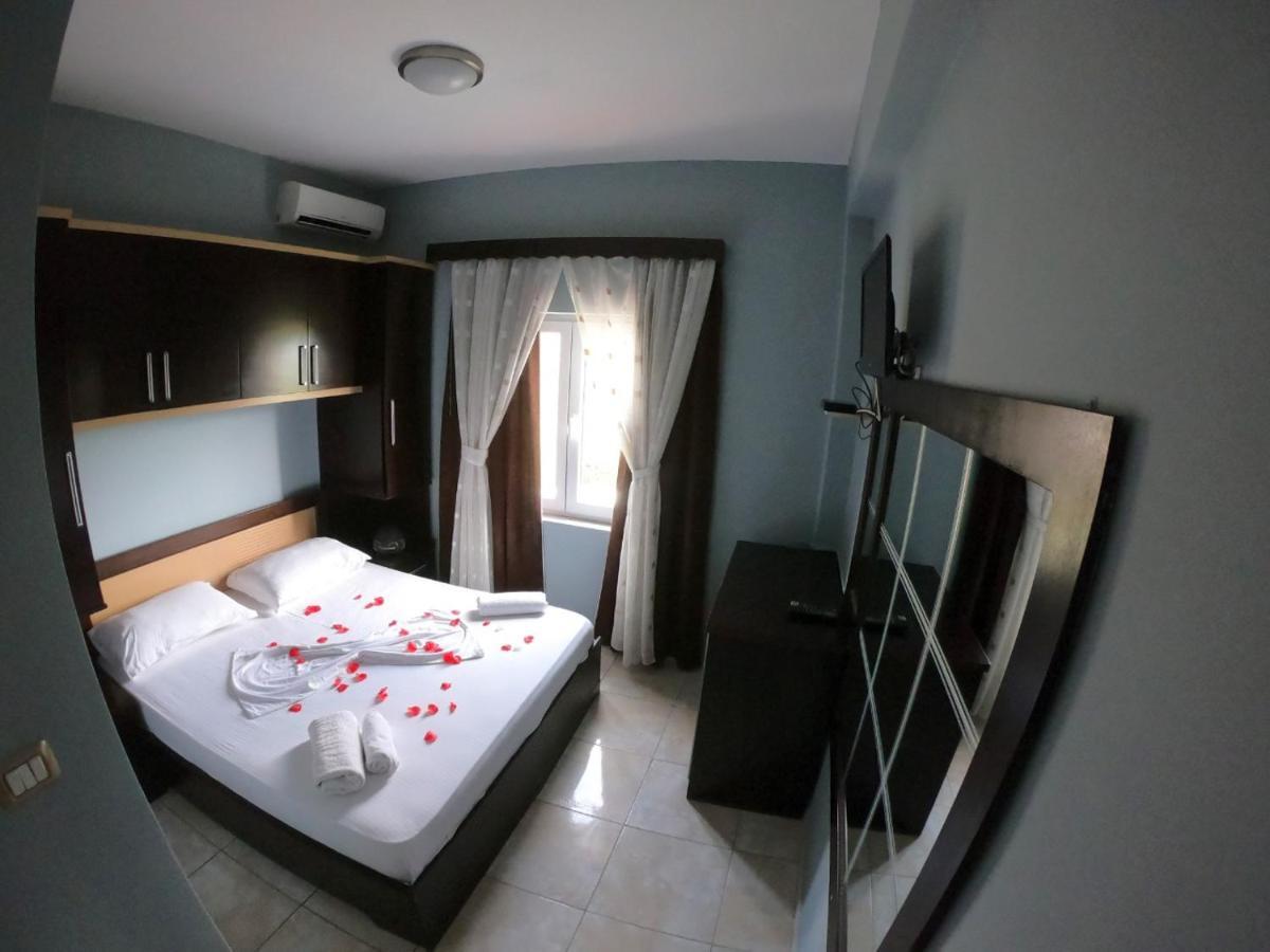 Hotel Anxhelo Kuçovë Exteriér fotografie