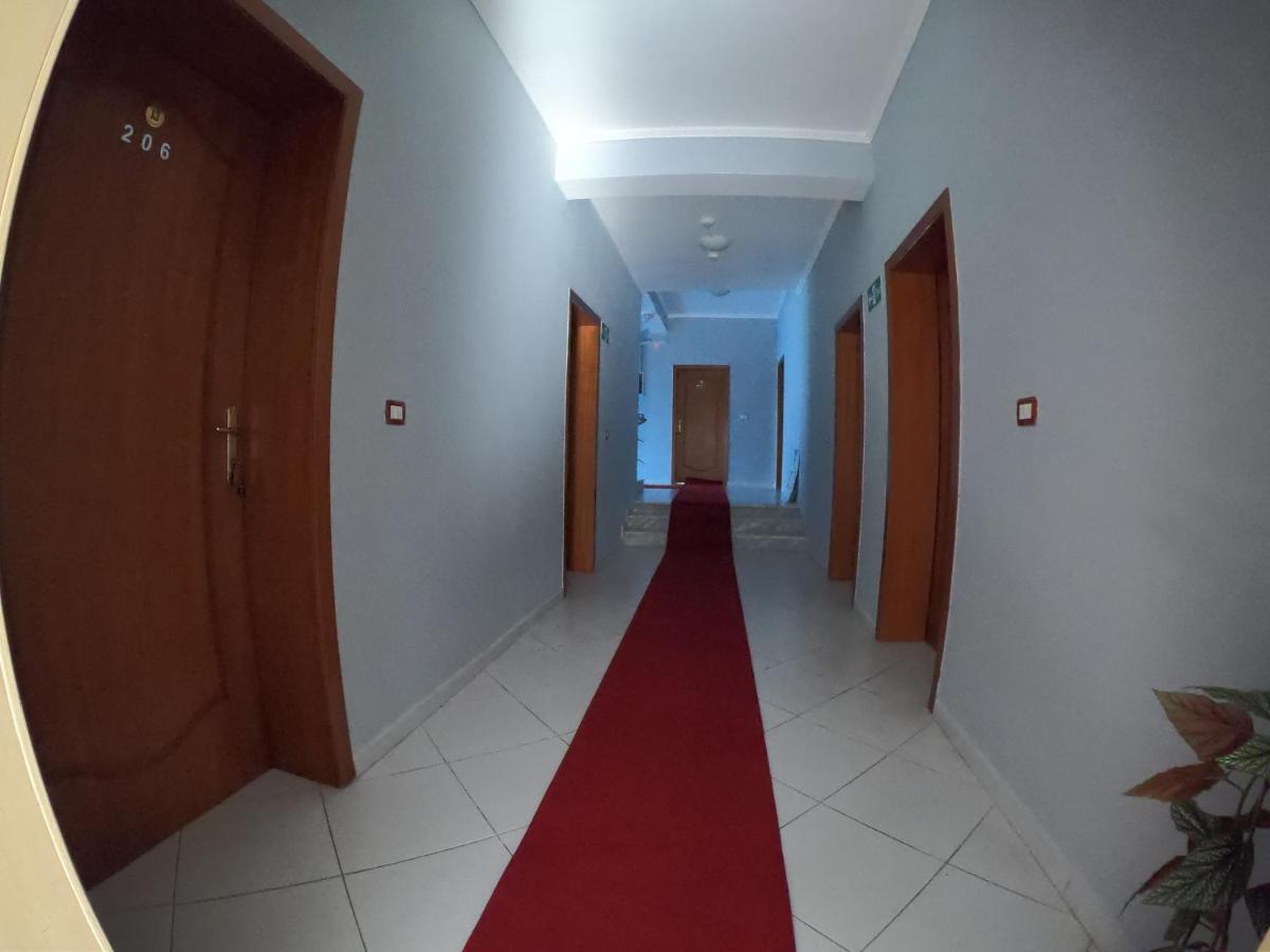 Hotel Anxhelo Kuçovë Exteriér fotografie