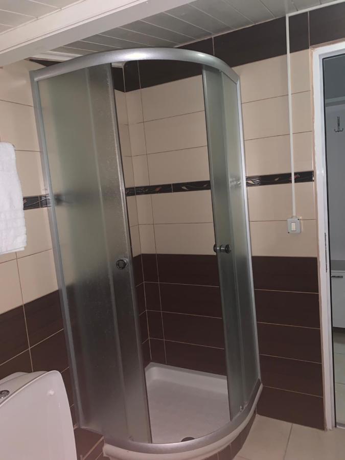 Hotel Anxhelo Kuçovë Exteriér fotografie