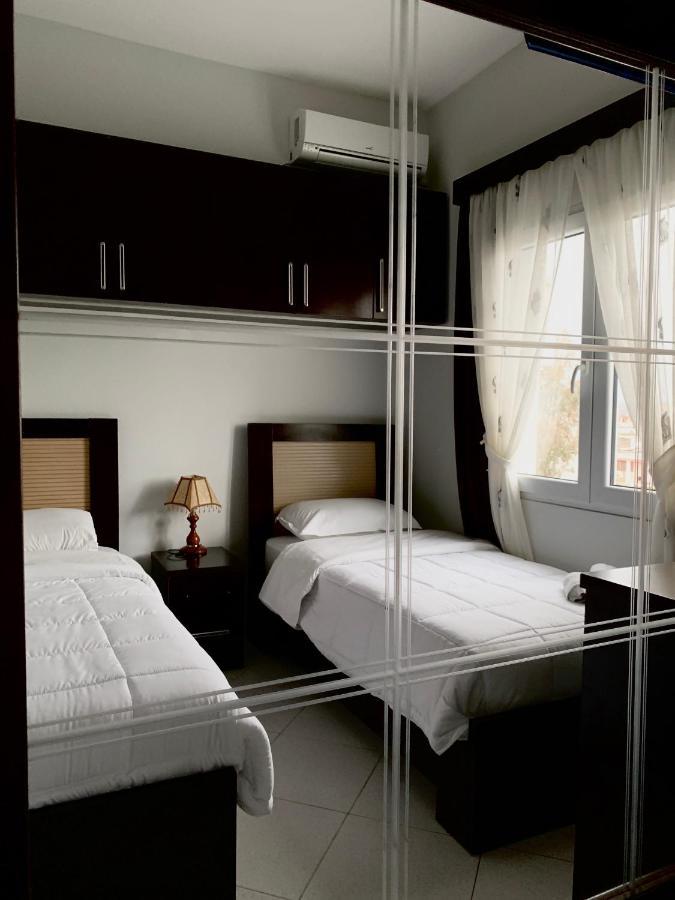 Hotel Anxhelo Kuçovë Exteriér fotografie