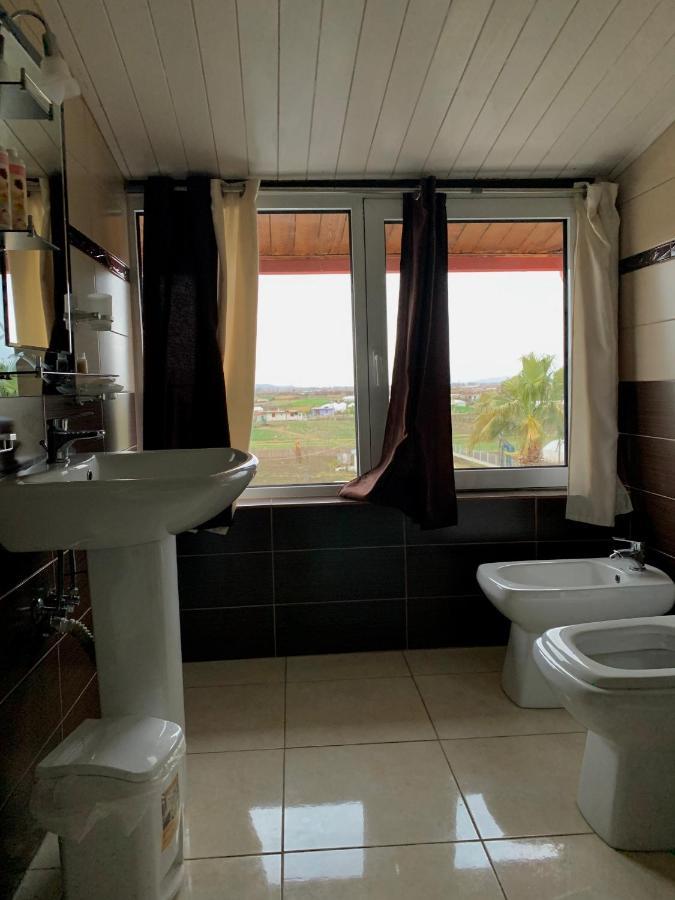 Hotel Anxhelo Kuçovë Exteriér fotografie